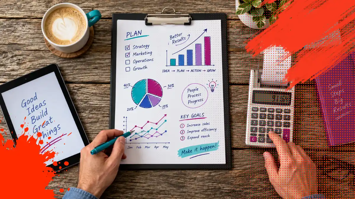 Escritorio con gráficos de planeación, calculadora, tablet y notas de trabajo, representando análisis de presupuesto de marketing, estrategia y descubribilidad como prioridad para 2027.