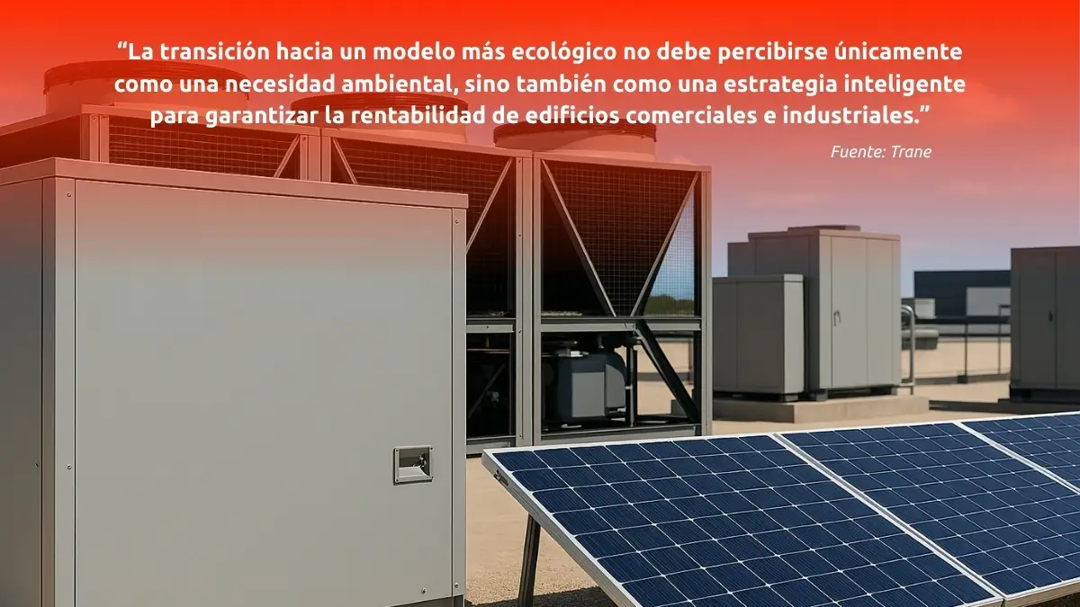 tecnologia-hvac Paneles solares y equipos HVAC en edificio industrial, simbolizando eficiencia energética y sostenibilidad.