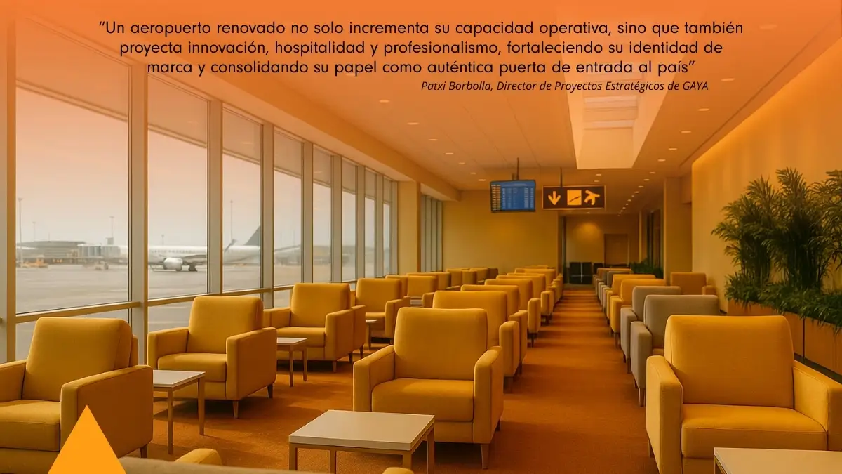 Sala VIP de aeropuerto con mobiliario renovado y vista a la pista, reflejo de la transformación aeroportuaria en México